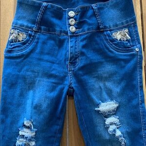 High rise distressed VTG  pushup skinny jeans rhinestones embroidered pockets